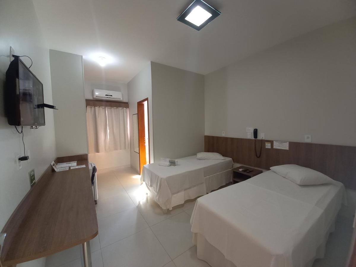 Hotel Mandino 아우타플로레스타 외부 사진