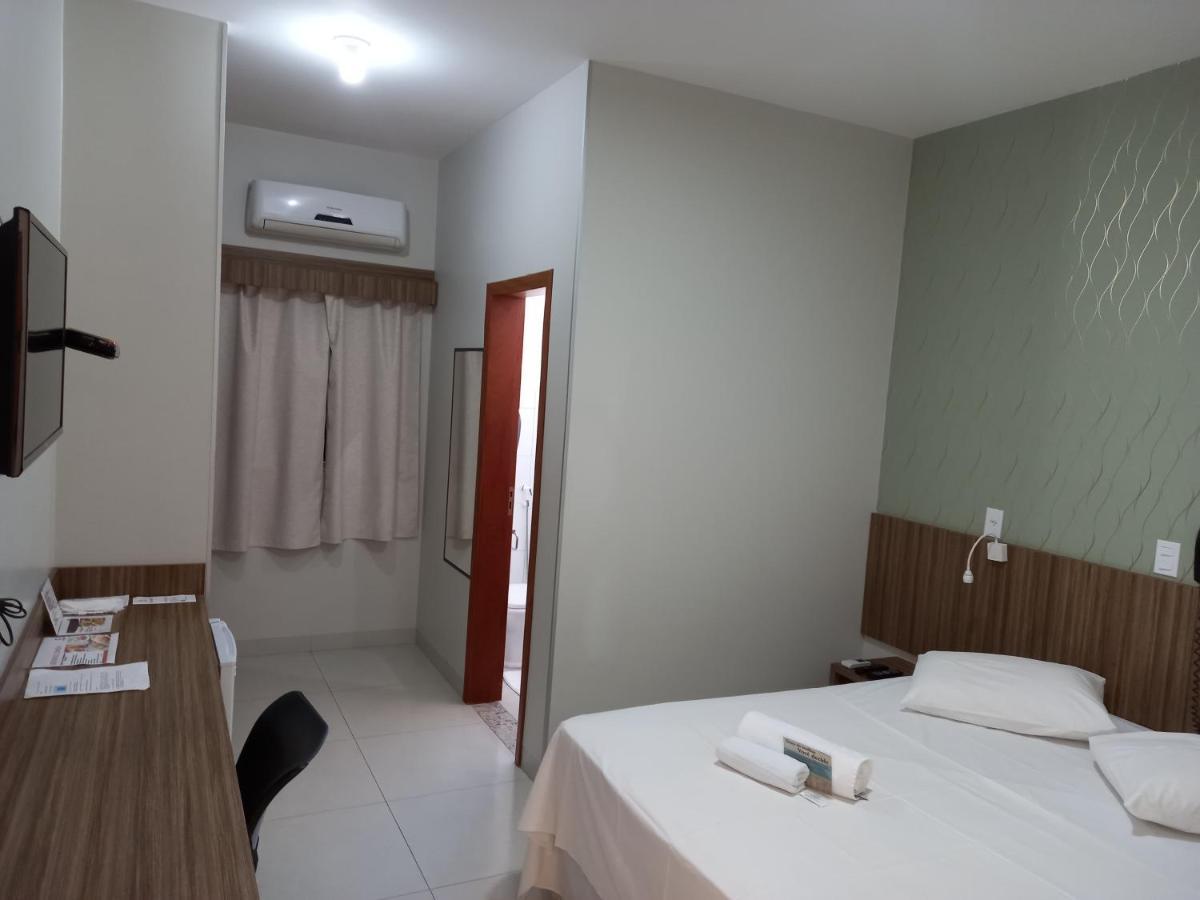 Hotel Mandino 아우타플로레스타 외부 사진